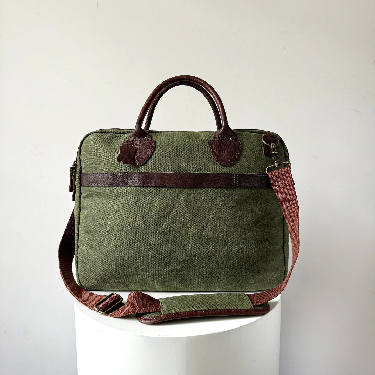 Top-Zip Waxed Canvas Laptop Messenger Bag - Convenient Multiple Pockets