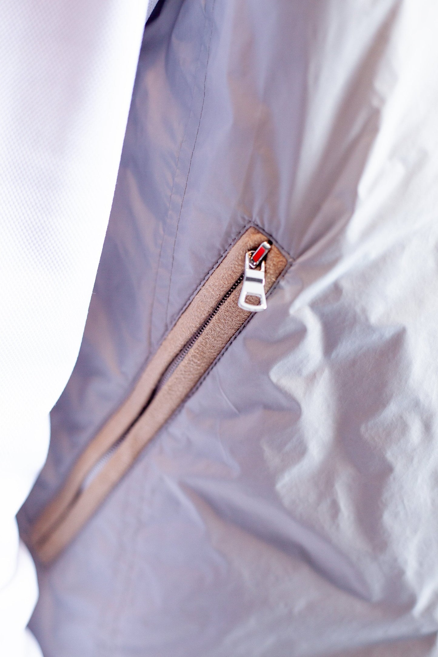 Tech Travel Vest - Silver Grey